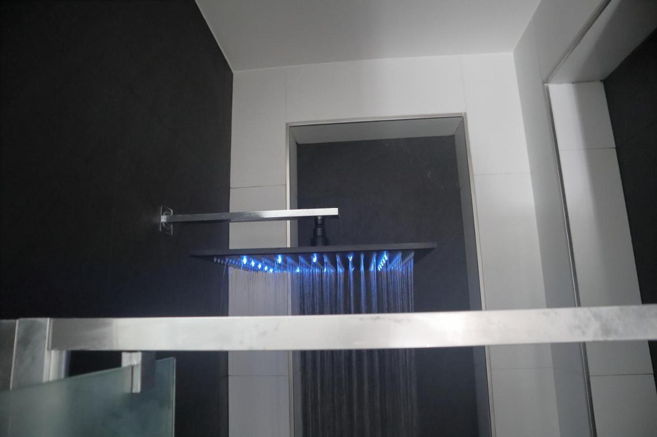 Rettifilo 201 Exclusive Rooms 那不勒斯 外观 照片