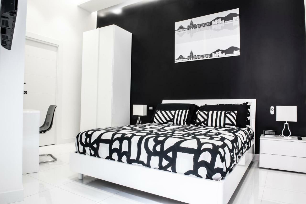 Rettifilo 201 Exclusive Rooms 那不勒斯 外观 照片